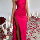👗 PROMO FLASH 50% SUR LA ROBE LONGUE ! ✨ Robe Satin Une Épaule avec Fente – Élégante, Cintrée & Sensuelle 🌹