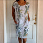 💎 60% DE RÉDUCTION ! 💎 Robe à Col Rond à Imprimé Botanique – Tissu Léger, Coupe Décontractée & Motif Printanier 🌸