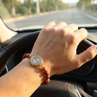 📢📢60 % de réduction !! ⏰🛡️Le compagnon d'un gardien✨Bracelet Saint-Benoît en perles de bois naturel🎁Ajustable, convient aux hommes et aux femmes