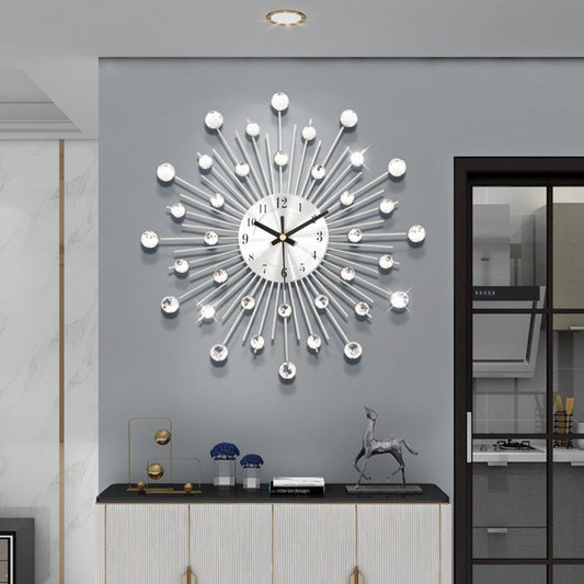 ✨🕰️ 60 % de réduction ⚡ Horloge murale avec strass – Silencieuse, luxe minimaliste & résistante en métal ! Parfaite pour salon, salle à manger ou entrée 💎🏡