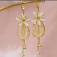 🌸 PROMO LIMITÉE 50% DE RÉDUCTION ! ✨ Boucles d'Oreilles Fleurs & Pompons – Iridescentes, Scintillantes, Dynamiques ✨