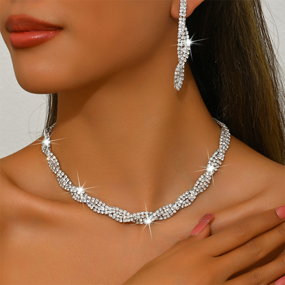 🎉 Soldes 2026 — Plus de 32 000 Vendus !💎Parure Collier & Boucles d'Oreilles – Strass, Design Griffe ✨